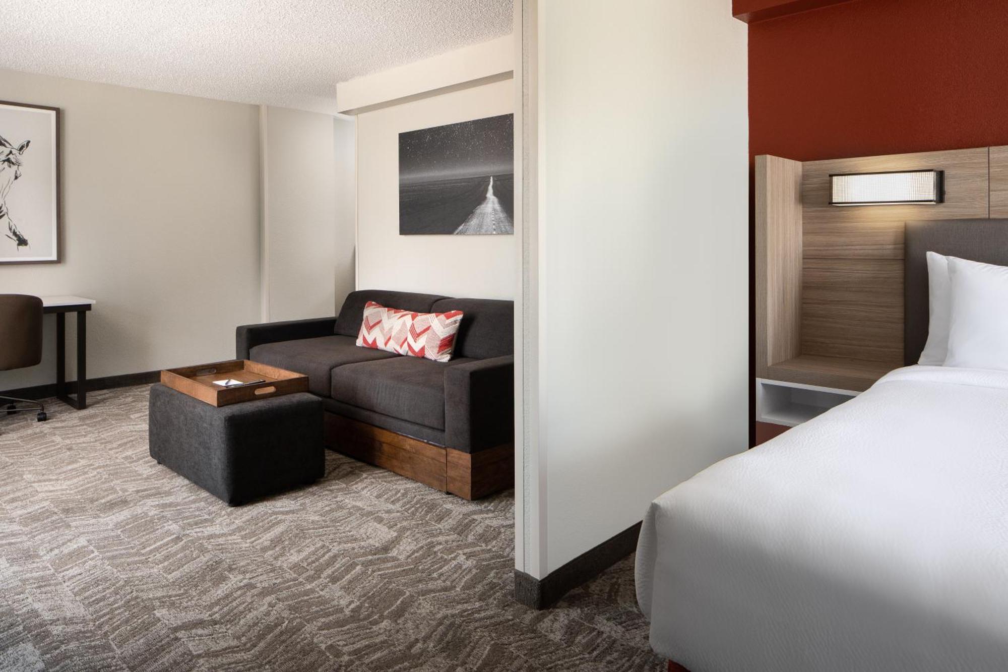 Springhill Suites By Marriott Dallas Downtown / West End Exterior photo