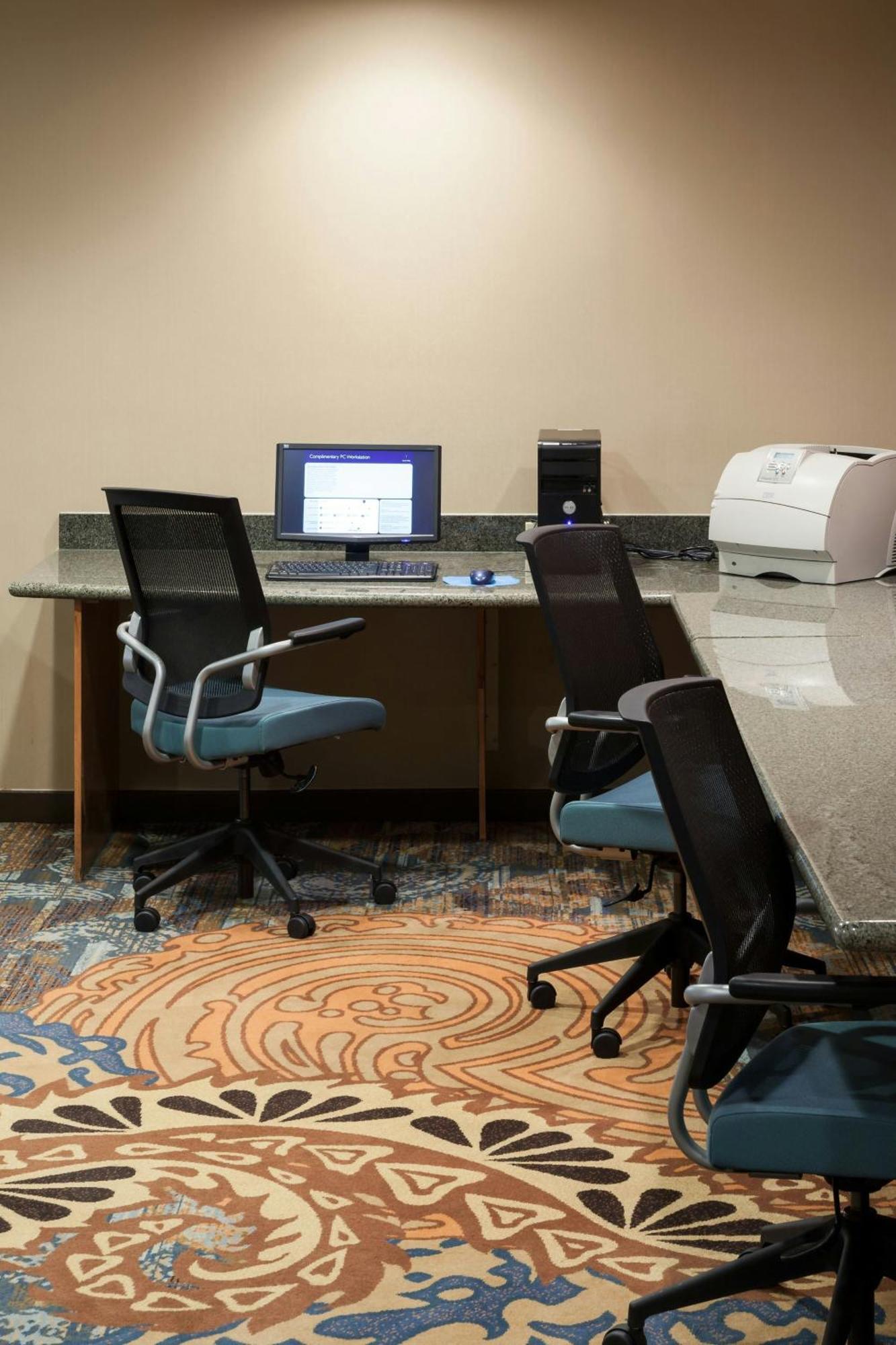 Springhill Suites By Marriott Dallas Downtown / West End Exterior photo